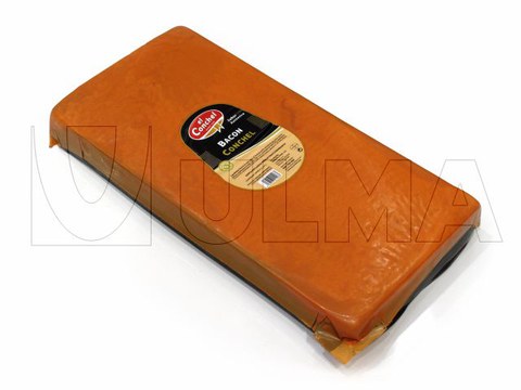 Вакуумная упаковка бекона в гибкую пленку на термоформере