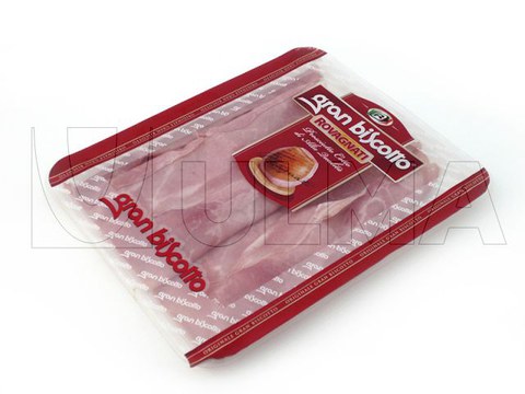 Упаковка на трейсилере нарезки ветчины в жестком лотке в МГС