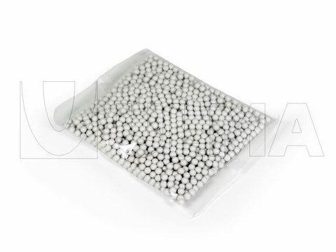 Упаковка маленьких шариков на вертикальной машине (VFFS) в пакет типа «подушка» и ламинированную пленку