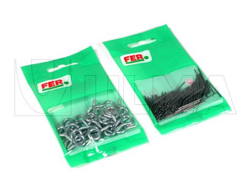 Упаковка различных шайб и гвоздей на вертикальной машине