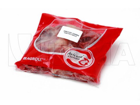 Упаковка кусочков свежей курицы в модифицированную атмосферу в ламинированную пленку на вертикальной машине (VFFS).